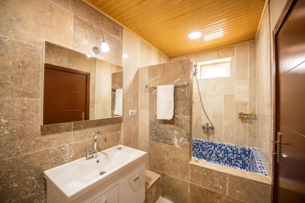 Capiedra Hotel Учисар Экстерьер фото