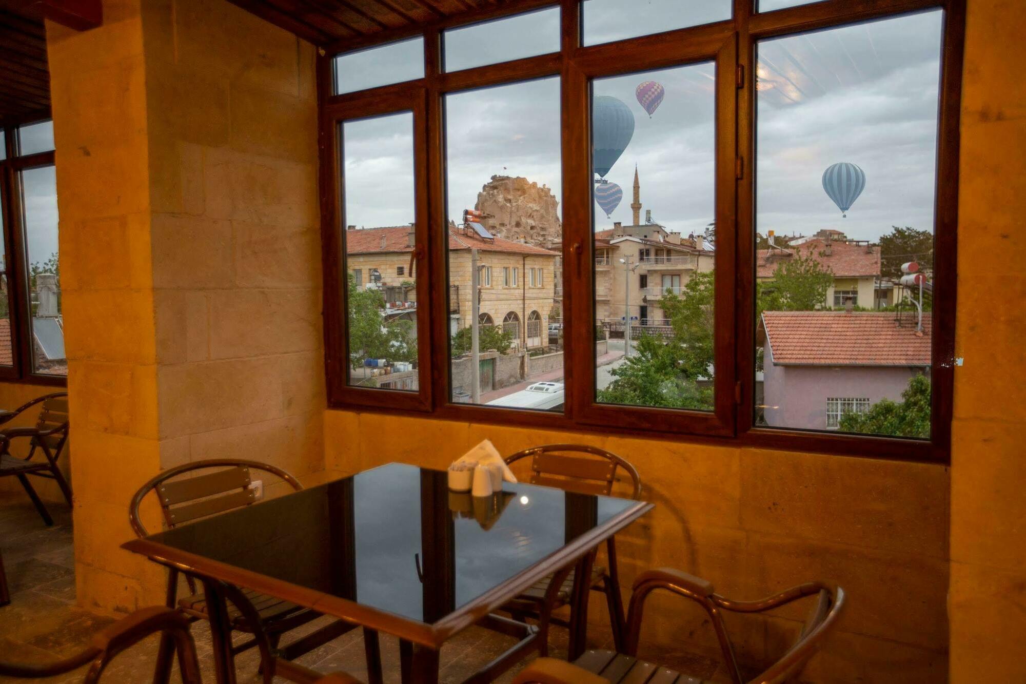 Capiedra Hotel Учисар Экстерьер фото